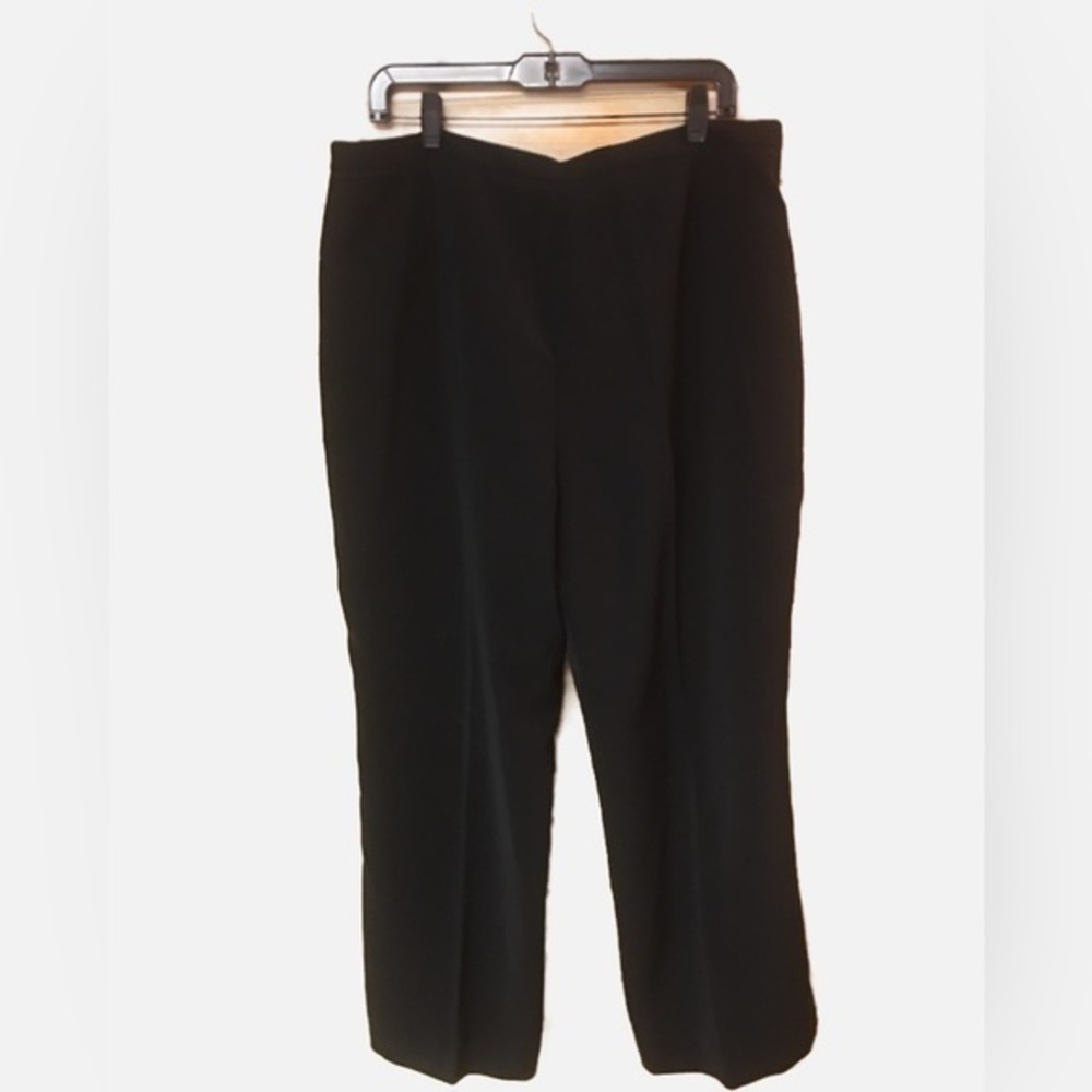 Black Business Jones Suit Pants, Side zipper, loop  Size 18